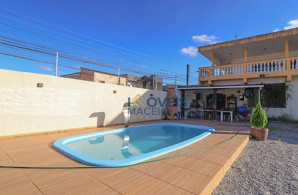 Casa com 3 quartos para alugar, 300m2 em Santos Dumont, Maceio - AL - imagem 8 Foto 8 de Casa com 3 quartos para alugar, 300m2 em Santos Dumont, Maceio - AL