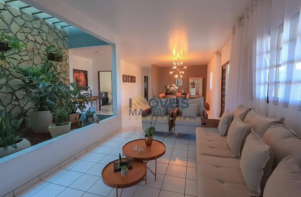 Foto 10 de Casa com 3 quartos para alugar, 300m2 em Santos Dumont, Maceio - AL