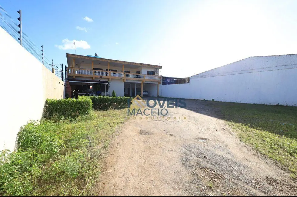 Casa com 3 quartos para alugar, 300m2 em Santos Dumont, Maceio - AL - imagem 4 Foto 4 de Casa com 3 quartos para alugar, 300m2 em Santos Dumont, Maceio - AL