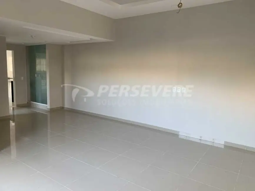 Foto 3 de Casa com 3 quartos à venda, 110m2 em Marica - RJ
