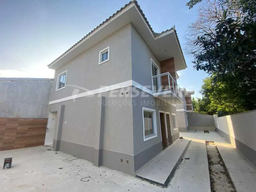 Foto 2 de Casa com 2 quartos à venda, 73m2 em Marica - RJ