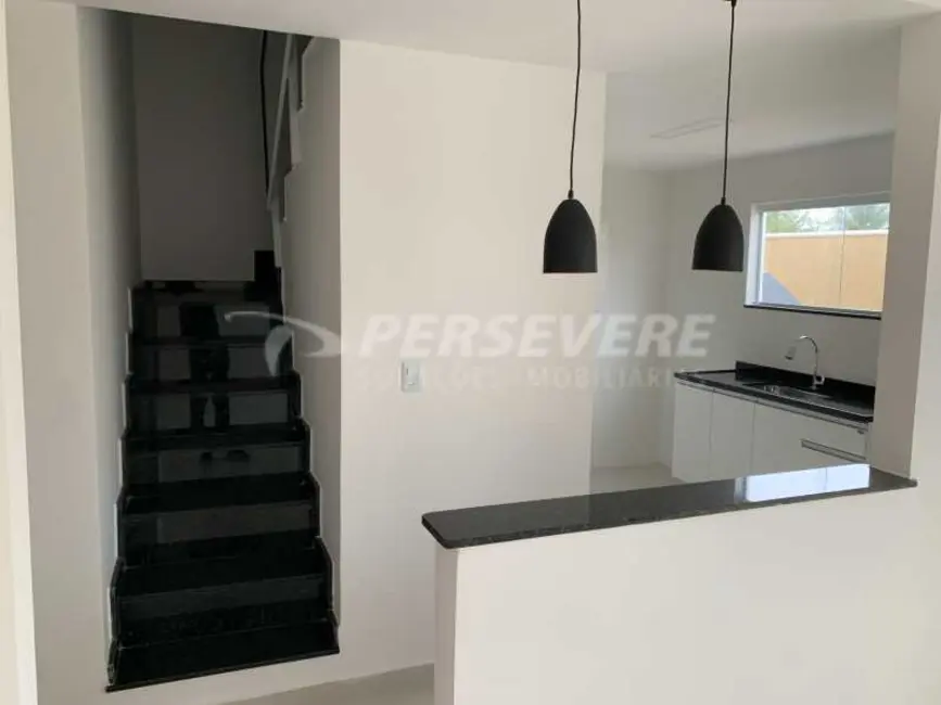 Foto 3 de Casa com 4 quartos à venda em Marica - RJ