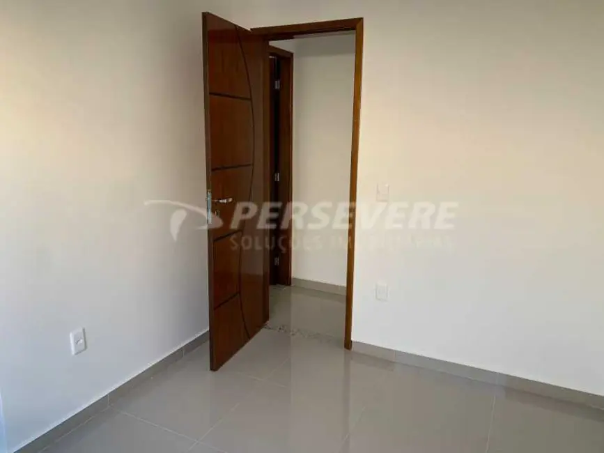 Foto 8 de Casa com 3 quartos à venda em Marica - RJ
