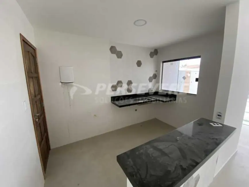 Foto 3 de Casa com 3 quartos à venda, 98m2 em Marica - RJ