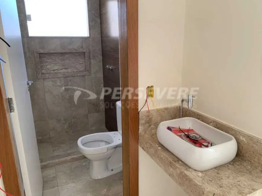 Casa com 3 quartos à venda, 119m2 em Marica - RJ - imagem 3 Foto 3 de Casa com 3 quartos à venda, 119m2 em Marica - RJ