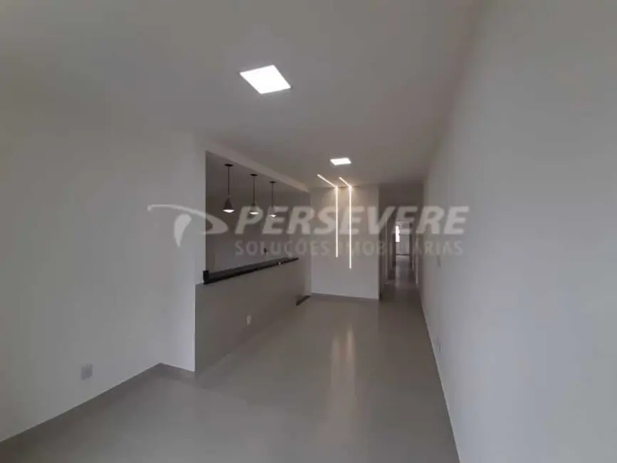 Foto 3 de Casa com 3 quartos à venda, 120m2 em Marica - RJ