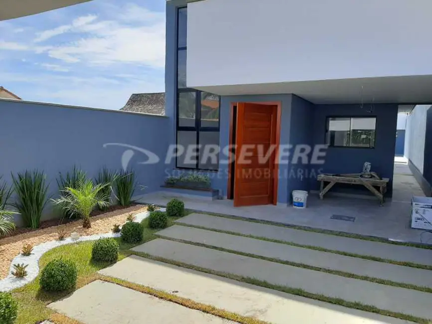 Foto 2 de Casa com 3 quartos à venda, 117m2 em Marica - RJ