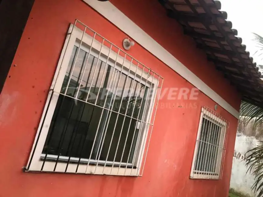 Foto 2 de Casa com 2 quartos à venda, 72m2 em Marica - RJ