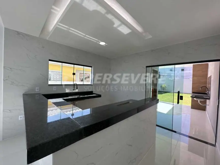 Foto 9 de Casa de Condomínio com 3 quartos à venda, 150m2 em Marica - RJ