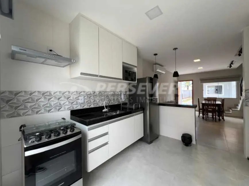 Casa com 2 quartos à venda, 88m2 em Marica - RJ - imagem 6 Foto 6 de Casa com 2 quartos à venda, 88m2 em Marica - RJ