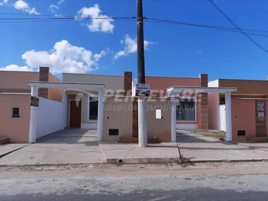 Foto 1 de Casa com 2 quartos à venda em Marica - RJ