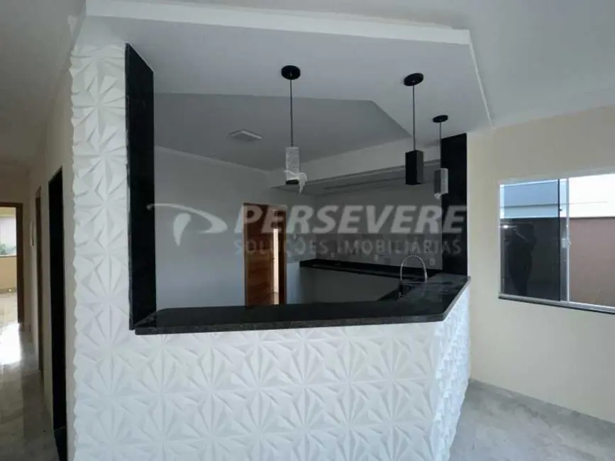 Foto 4 de Casa com 3 quartos à venda, 147m2 em Marica - RJ