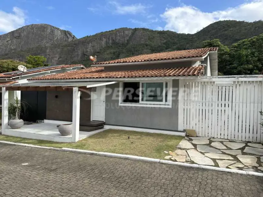 Foto 1 de Casa com 4 quartos à venda, 168m2 em Marica - RJ