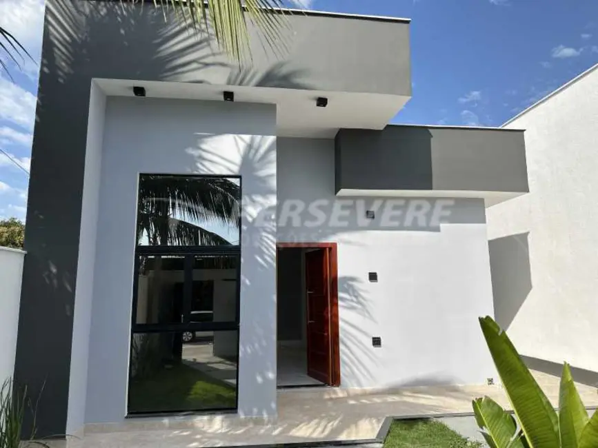 Foto 2 de Casa com 3 quartos à venda, 94m2 em Marica - RJ