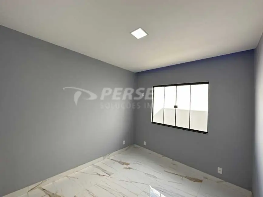 Foto 8 de Casa com 3 quartos à venda, 94m2 em Marica - RJ