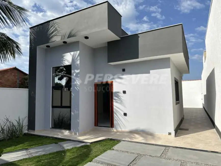 Foto 1 de Casa com 3 quartos à venda, 94m2 em Marica - RJ