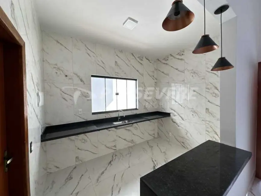 Foto 6 de Casa com 3 quartos à venda, 94m2 em Marica - RJ