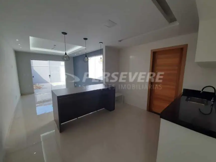 Foto 9 de Casa com 2 quartos à venda, 90m2 em Marica - RJ