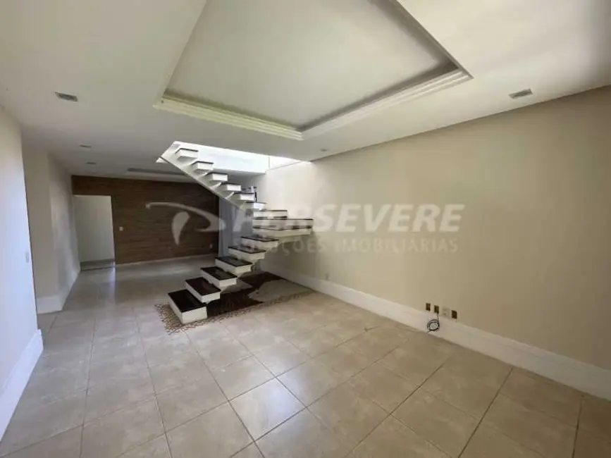 Foto 6 de Casa de Condomínio com 4 quartos à venda, 220m2 em Marica - RJ