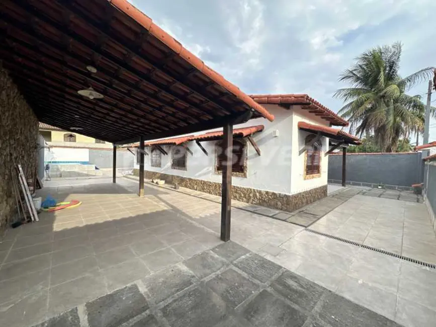 Foto 2 de Casa de Condomínio com 3 quartos à venda, 170m2 em Marica - RJ