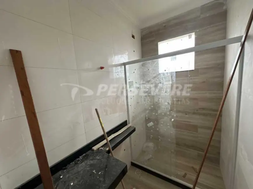 Foto 9 de Casa com 3 quartos à venda em Marica - RJ