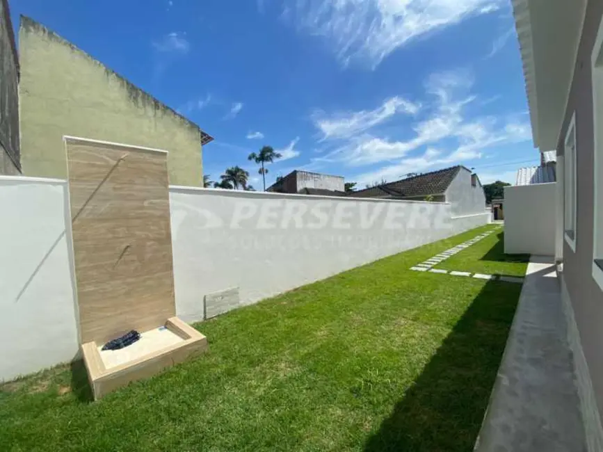Foto 3 de Casa com 3 quartos à venda, 76m2 em Marica - RJ
