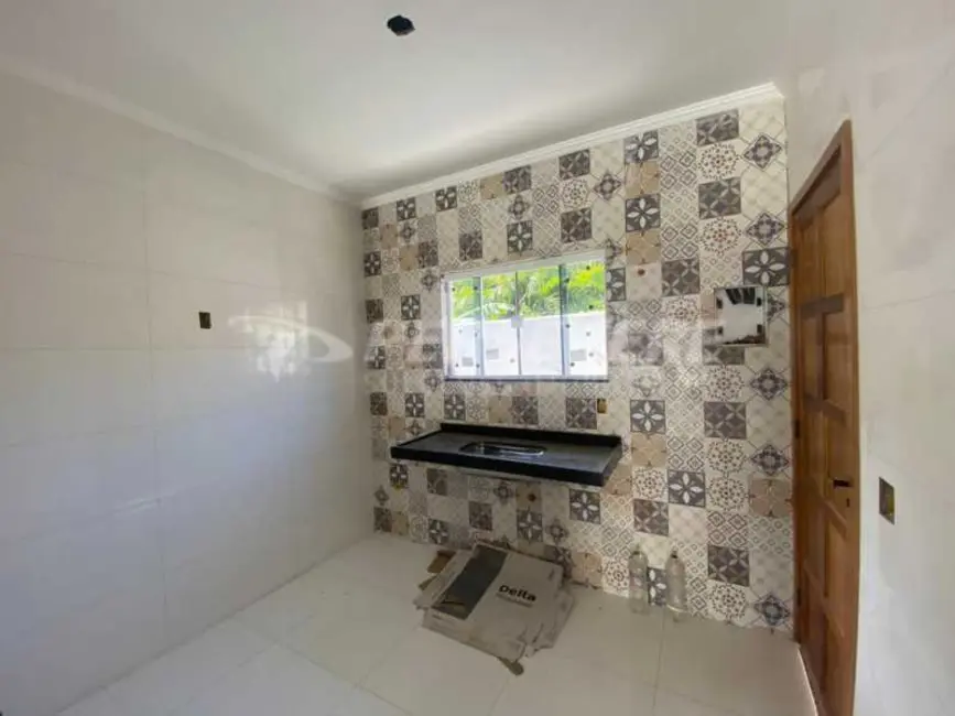 Foto 6 de Casa com 3 quartos à venda, 76m2 em Marica - RJ