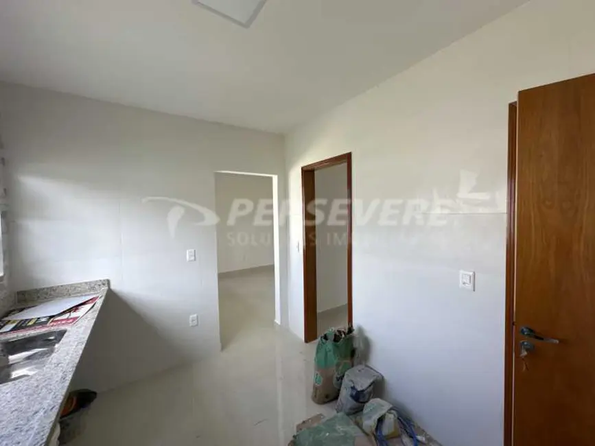 Casa de Condomínio com 3 quartos à venda, 85m2 em Marica - RJ - imagem 4 Foto 4 de Casa de Condomínio com 3 quartos à venda, 85m2 em Marica - RJ