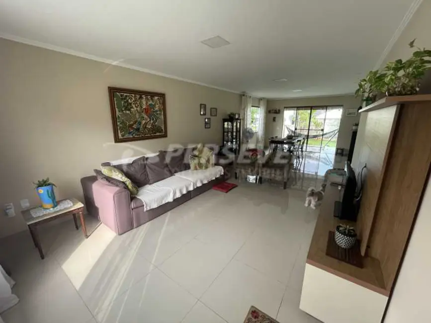 Foto 9 de Casa de Condomínio com 3 quartos à venda, 150m2 em Marica - RJ