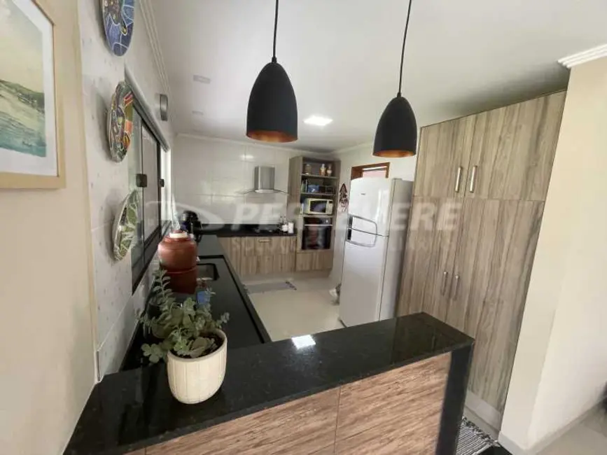 Foto 5 de Casa de Condomínio com 3 quartos à venda, 150m2 em Marica - RJ