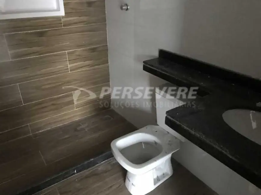 Foto 9 de Casa com 2 quartos à venda em Marica - RJ