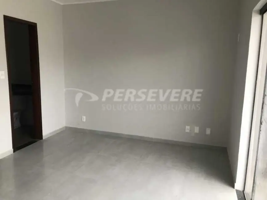 Foto 8 de Casa com 2 quartos à venda em Marica - RJ