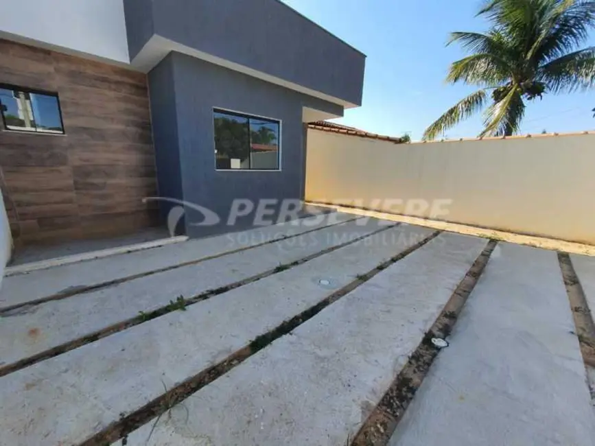 Foto 2 de Casa com 3 quartos à venda em Marica - RJ