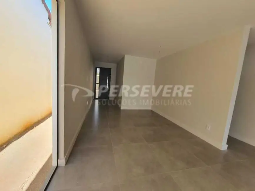 Foto 7 de Casa com 3 quartos à venda em Marica - RJ