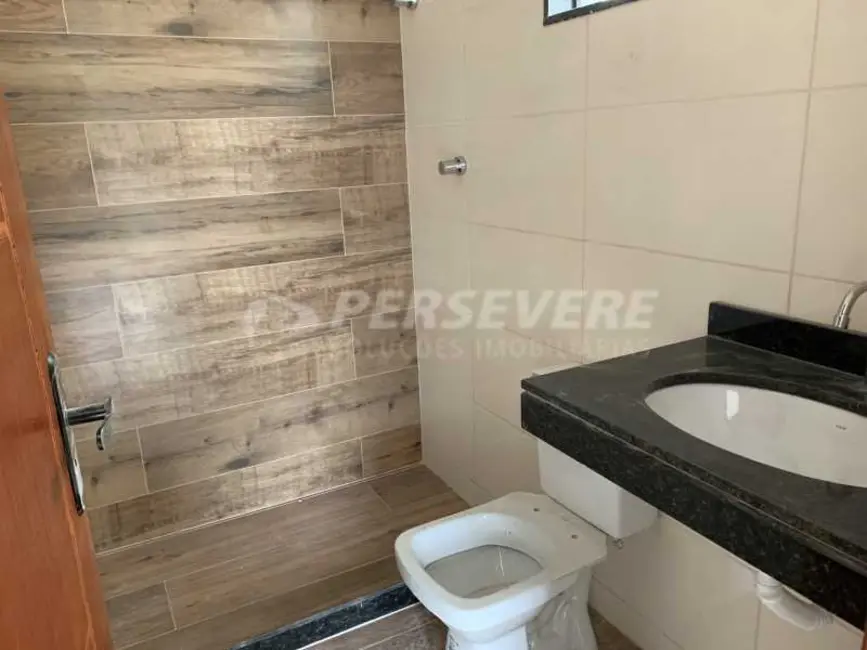 Foto 7 de Casa com 2 quartos à venda em Marica - RJ