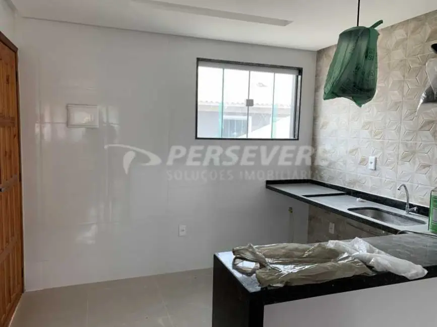 Foto 3 de Casa com 2 quartos à venda em Marica - RJ