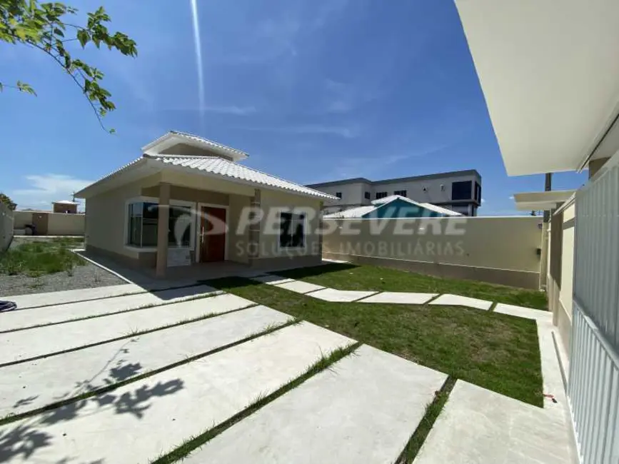 Foto 3 de Casa com 3 quartos à venda, 98m2 em Marica - RJ