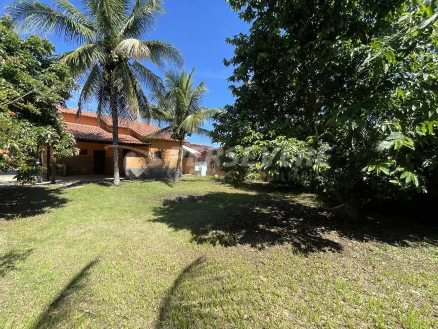 Foto 3 de Casa com 3 quartos à venda, 209m2 em Marica - RJ