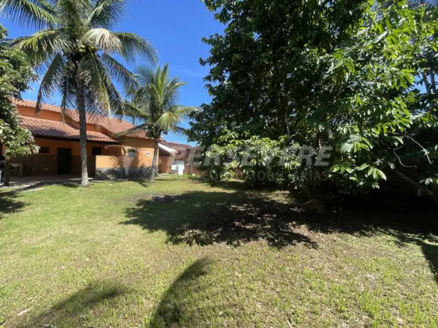 Foto 4 de Casa com 3 quartos à venda, 209m2 em Marica - RJ