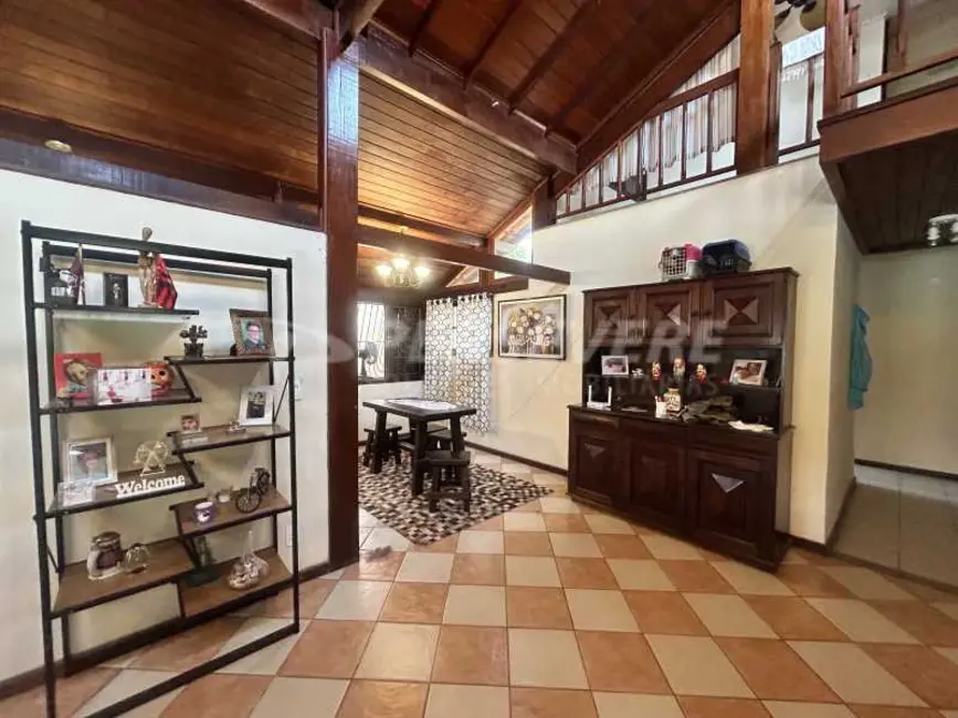 Foto 8 de Casa com 5 quartos à venda, 248m2 em Marica - RJ