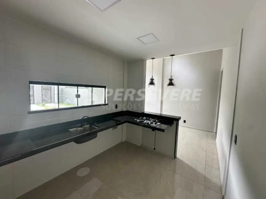 Foto 3 de Casa com 3 quartos à venda, 94m2 em Marica - RJ