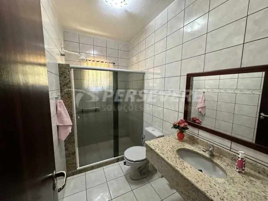 Foto 4 de Casa com 2 quartos à venda em Marica - RJ