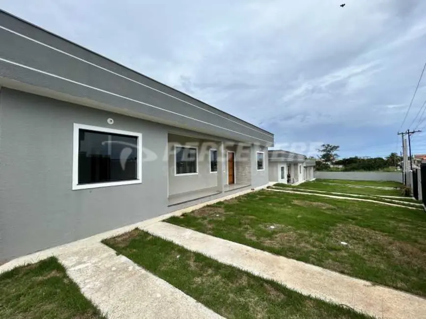 Foto 1 de Casa com 2 quartos à venda, 70m2 em Marica - RJ