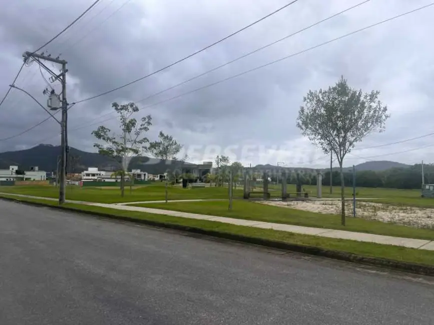 Foto 4 de Terreno / Lote à venda em Marica - RJ