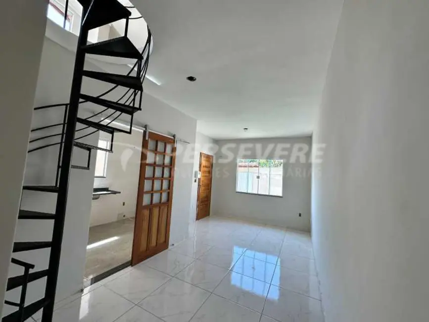 Foto 2 de Casa com 3 quartos à venda, 171m2 em Marica - RJ