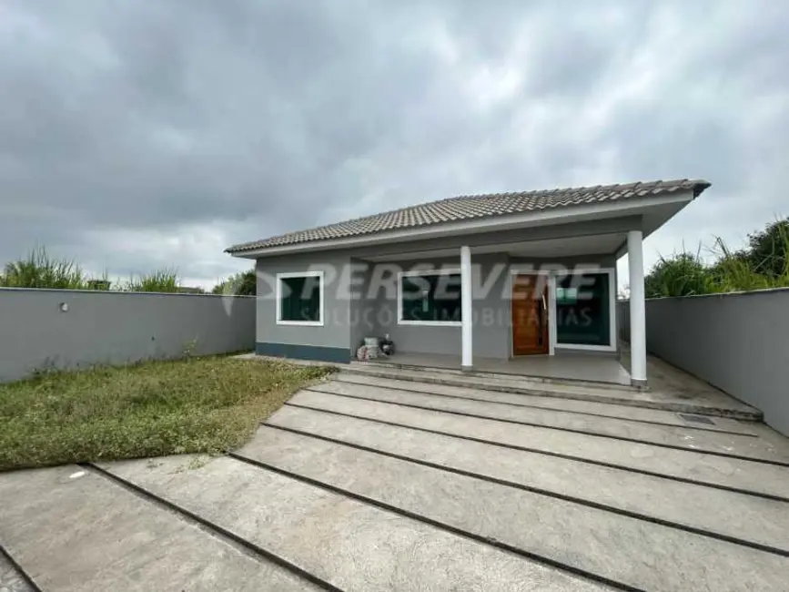 Foto 1 de Casa com 2 quartos à venda, 110m2 em Marica - RJ