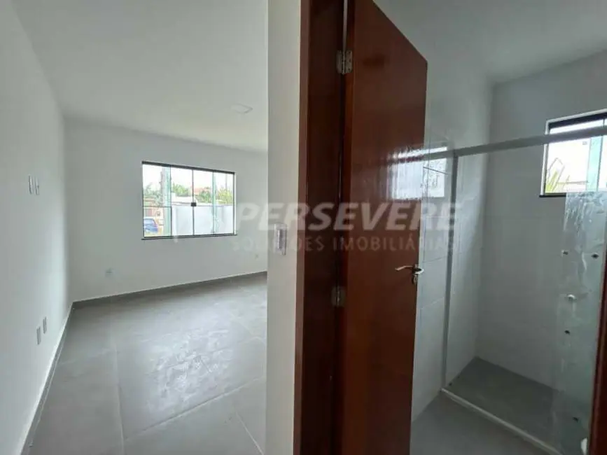 Foto 8 de Casa com 2 quartos à venda, 110m2 em Marica - RJ