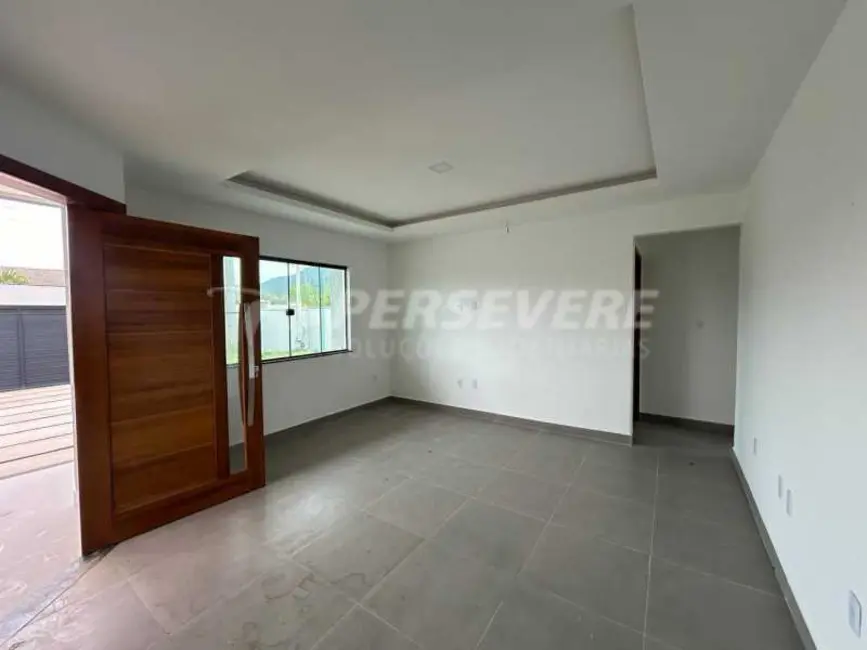 Foto 4 de Casa com 2 quartos à venda, 110m2 em Marica - RJ