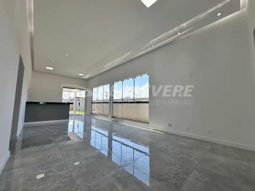 Foto 2 de Casa de Condomínio com 3 quartos à venda, 198m2 em Marica - RJ