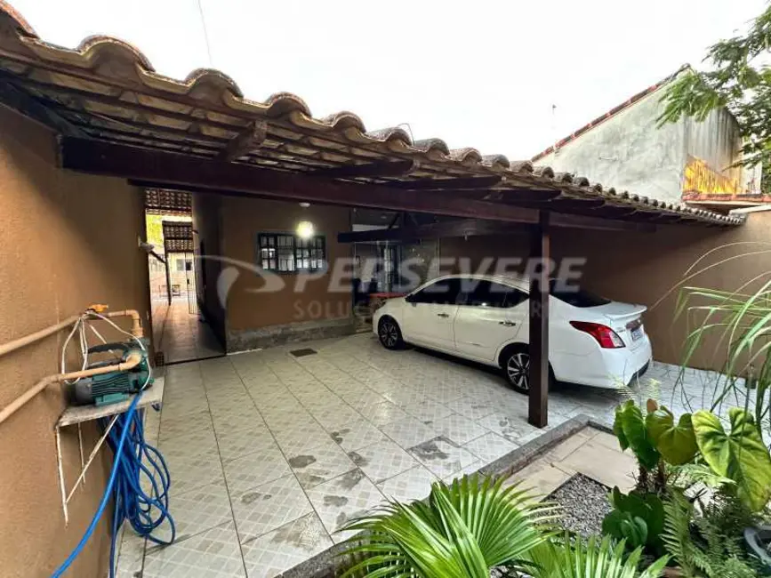 Foto 3 de Casa com 4 quartos à venda, 252m2 em Marica - RJ
